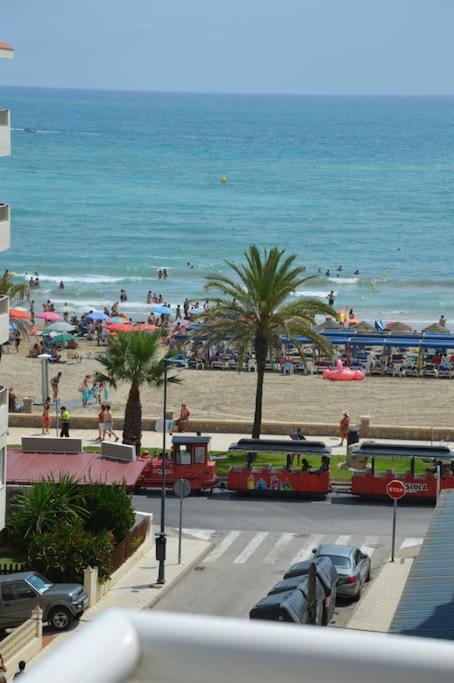 Apartamento Centrico En La Playa Con Piscina. Peniscola Bagian luar foto