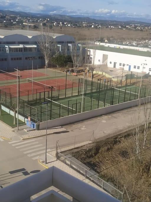 Apartamento Centrico En La Playa Con Piscina. Peniscola Bagian luar foto
