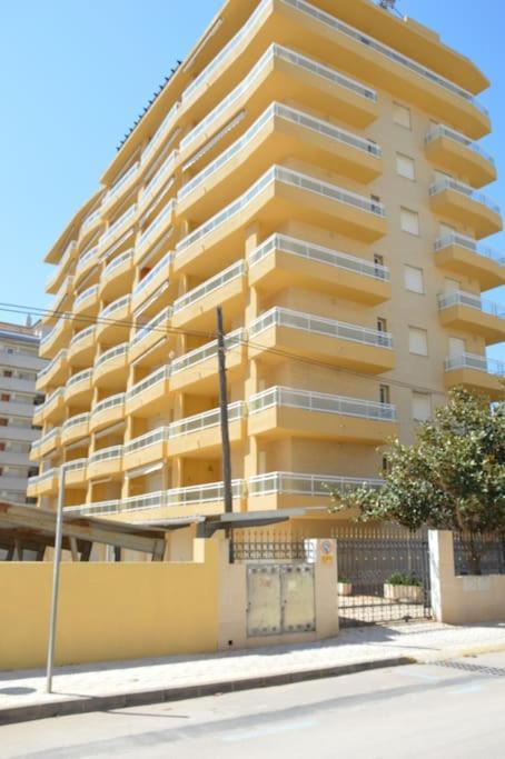 Apartamento Centrico En La Playa Con Piscina. Peniscola Bagian luar foto
