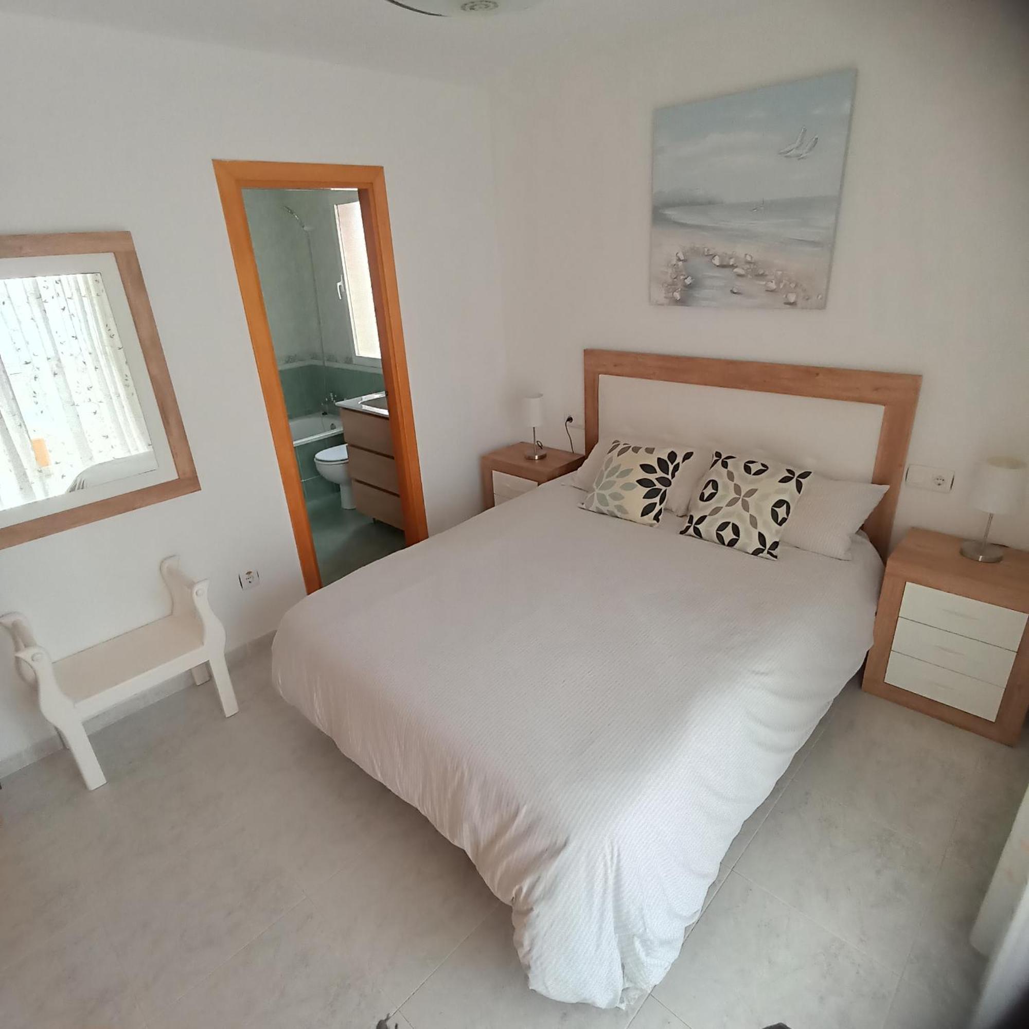 Apartamento Centrico En La Playa Con Piscina. Peniscola Bagian luar foto